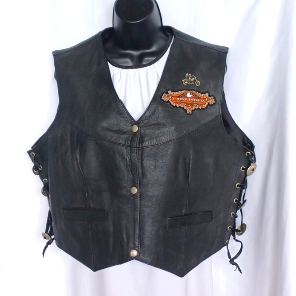 Leather Bikers Vest Side Lace With Patch, 22" pit to pit, snap closure
